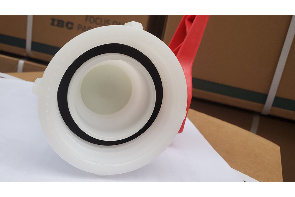 V&aacute;lvula de bola IBC (6)