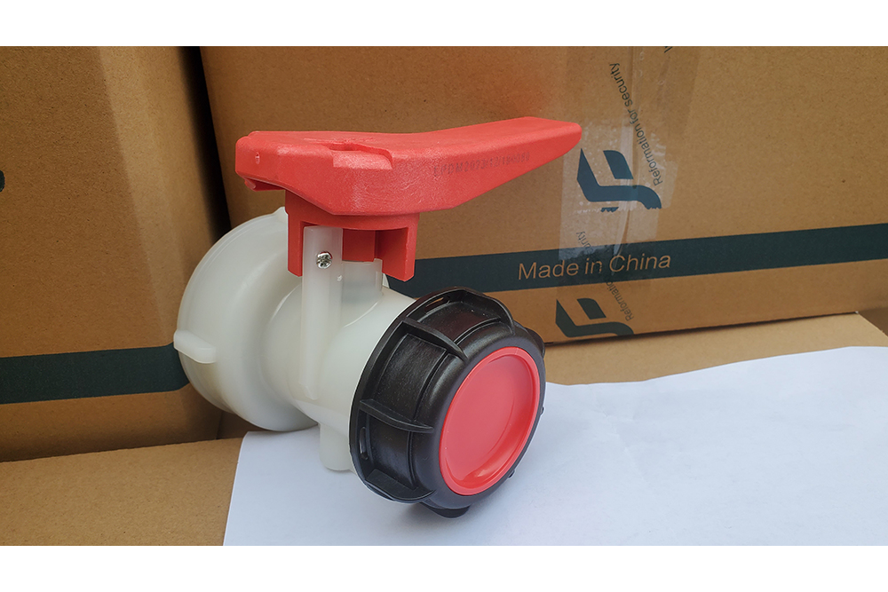 Válvula de mariposa DN40/50/80 para contenedor cisterna de 1000L IBC a la venta