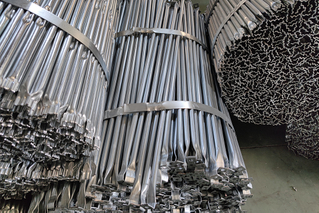 Tubería de acero galvanizada para contenedores IBC Tubería en relieve