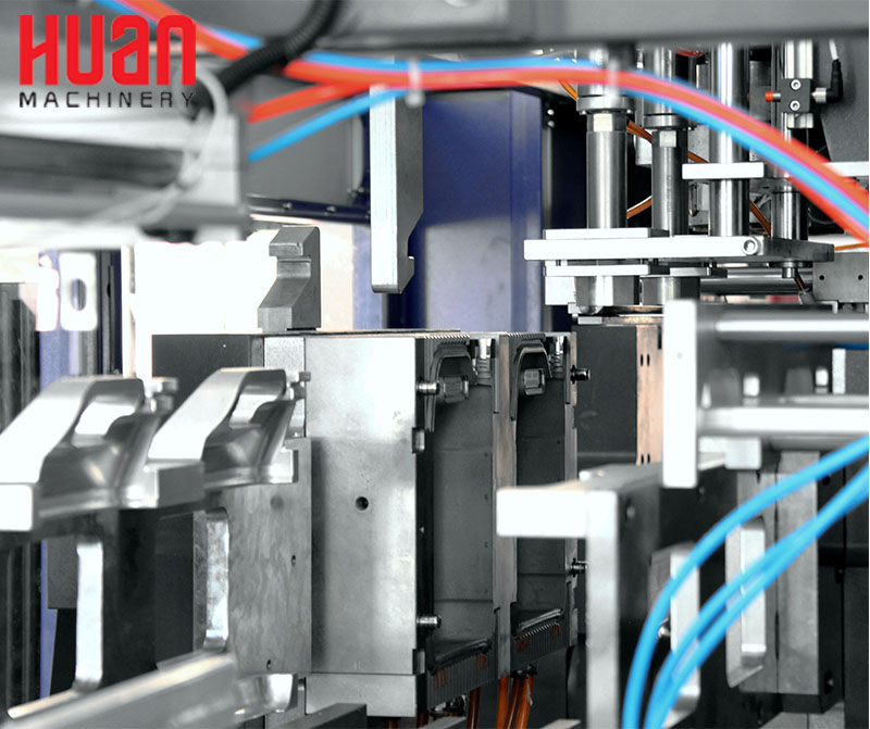 ~!phoenix_varIMG44!~