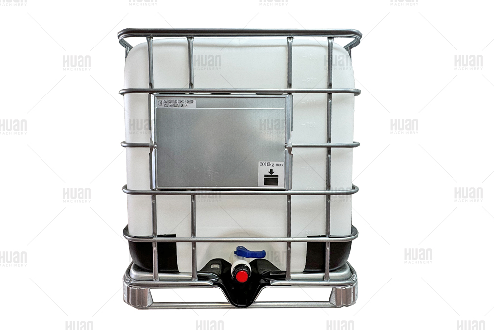 Tanque IBC con placa