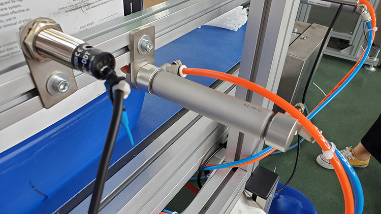 M&aacute;quina de prueba de fugas de 2 cabezales (5)