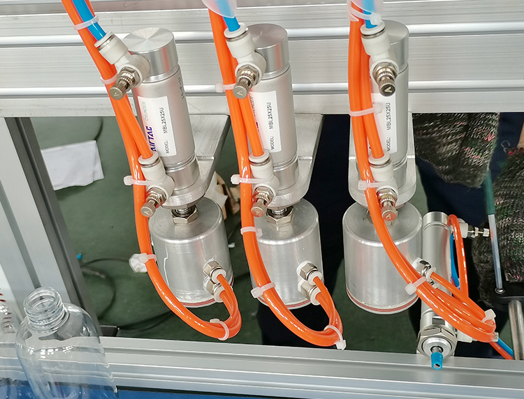 De alta velocidad, 8 cabezales, botellas cosméticas de detergente para ropa, detección de fugas, máquina de prueba de inspección de fugas
