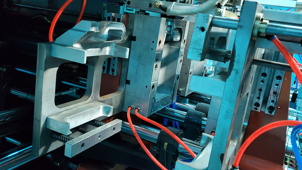 molde de soplado de pl&aacute;stico