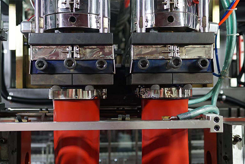 Máquina de moldeo por extrusión y soplado HJS80FD-1T-3P para bidón apilable de 10L