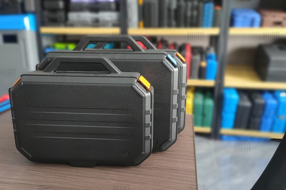 Caja de almacenamiento de herramientas de plástico