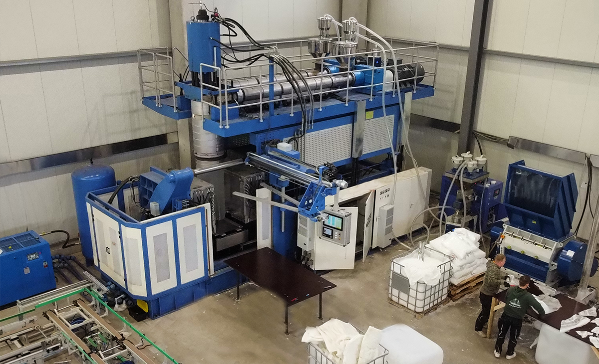 M&aacute;quina de moldeo por soplado de tanque IBC de 2 capas