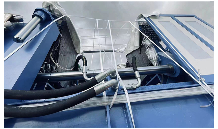 transporte de la m&aacute;quina de moldeo por soplado