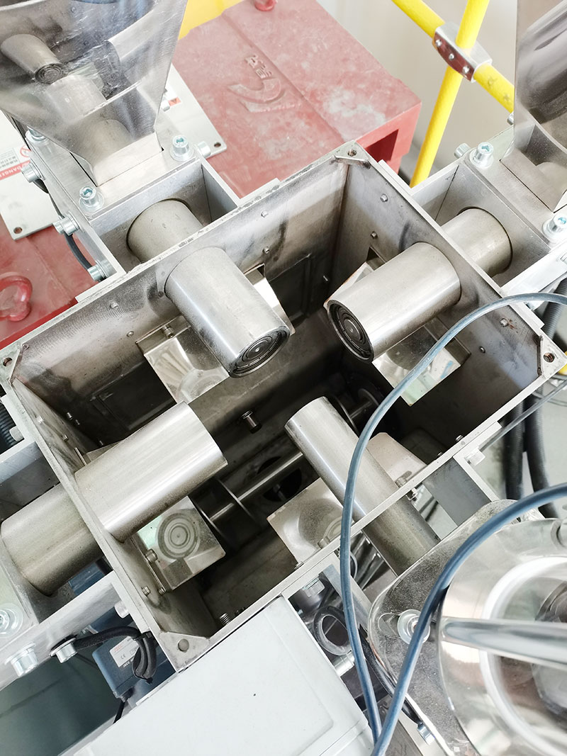 比例上料搅拌机-(3)