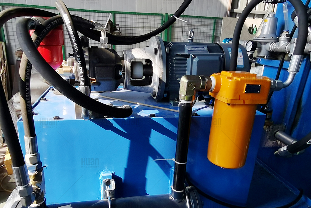 Máquina de moldeo por soplado de ruedas de plástico para niños de juguetes para niños