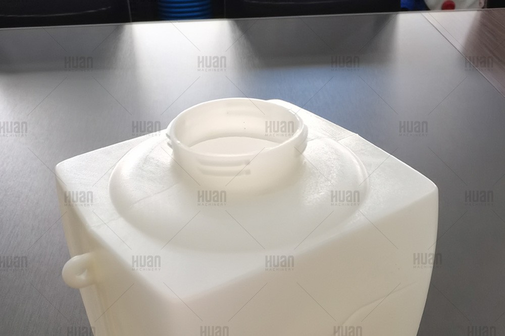 Balde portátil para rociar pesticidas