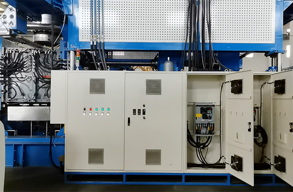 Sistema el&eacute;ctrico de la m&aacute;quina del tanque ibc